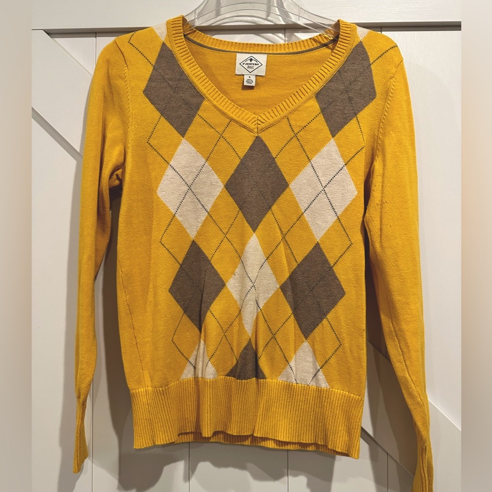 Gold/gray argyle sweater